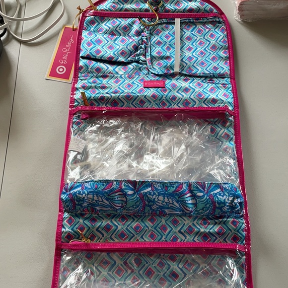 NWT RARE Lilly Pulitzer Travel Kit - Picture 2 of 5
